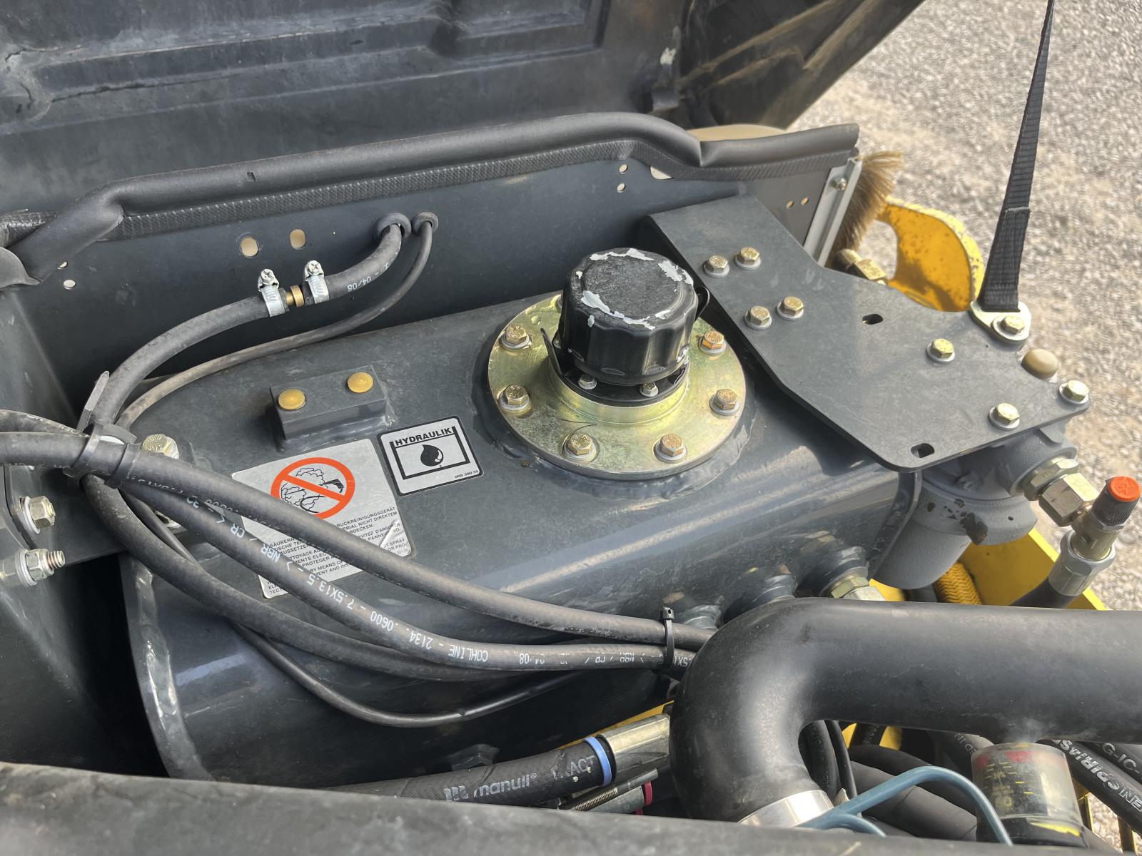 ./imagenes/INVOICE/2019/17471/BOMAG_BW120 (11).JPG